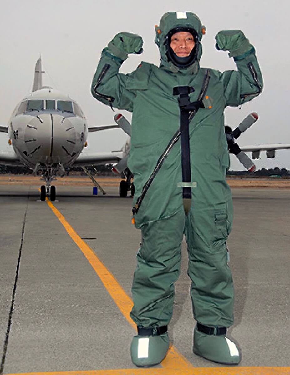 航空自衛隊　航空服　パイロットスーツ　官品　2Aサイズ　夏服